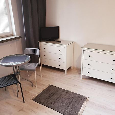 Sweet Honey Mieszkanie W Plocku Apartment Стая снимка
